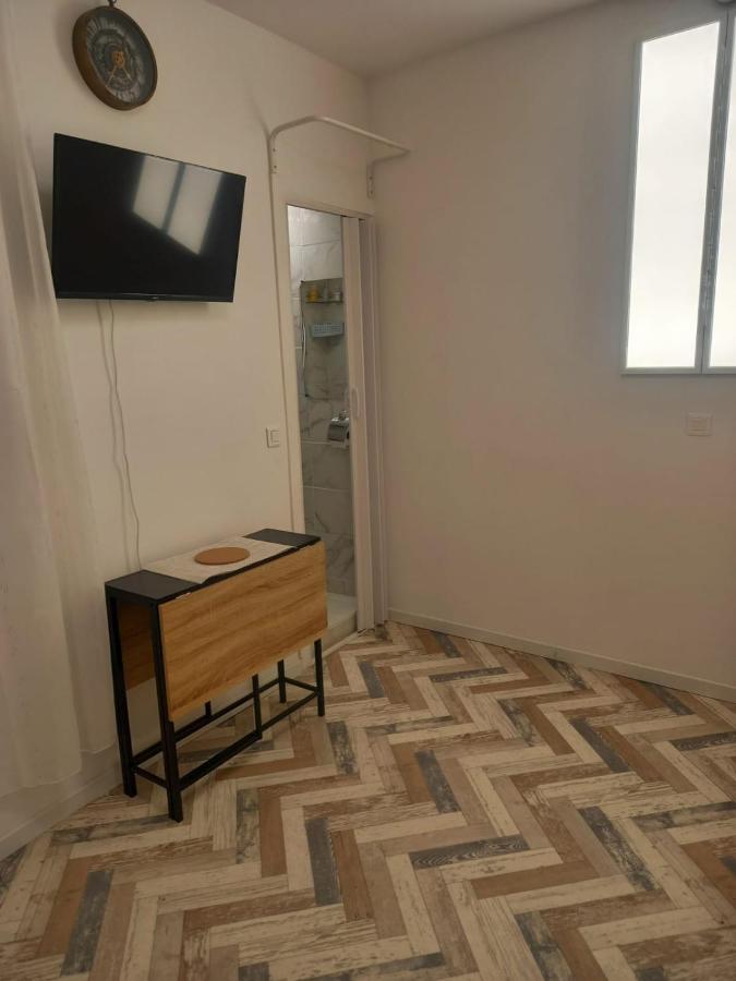 Tres Joli Petit Studio Aux Portes Paris Ivry-sur-Seine Ngoại thất bức ảnh